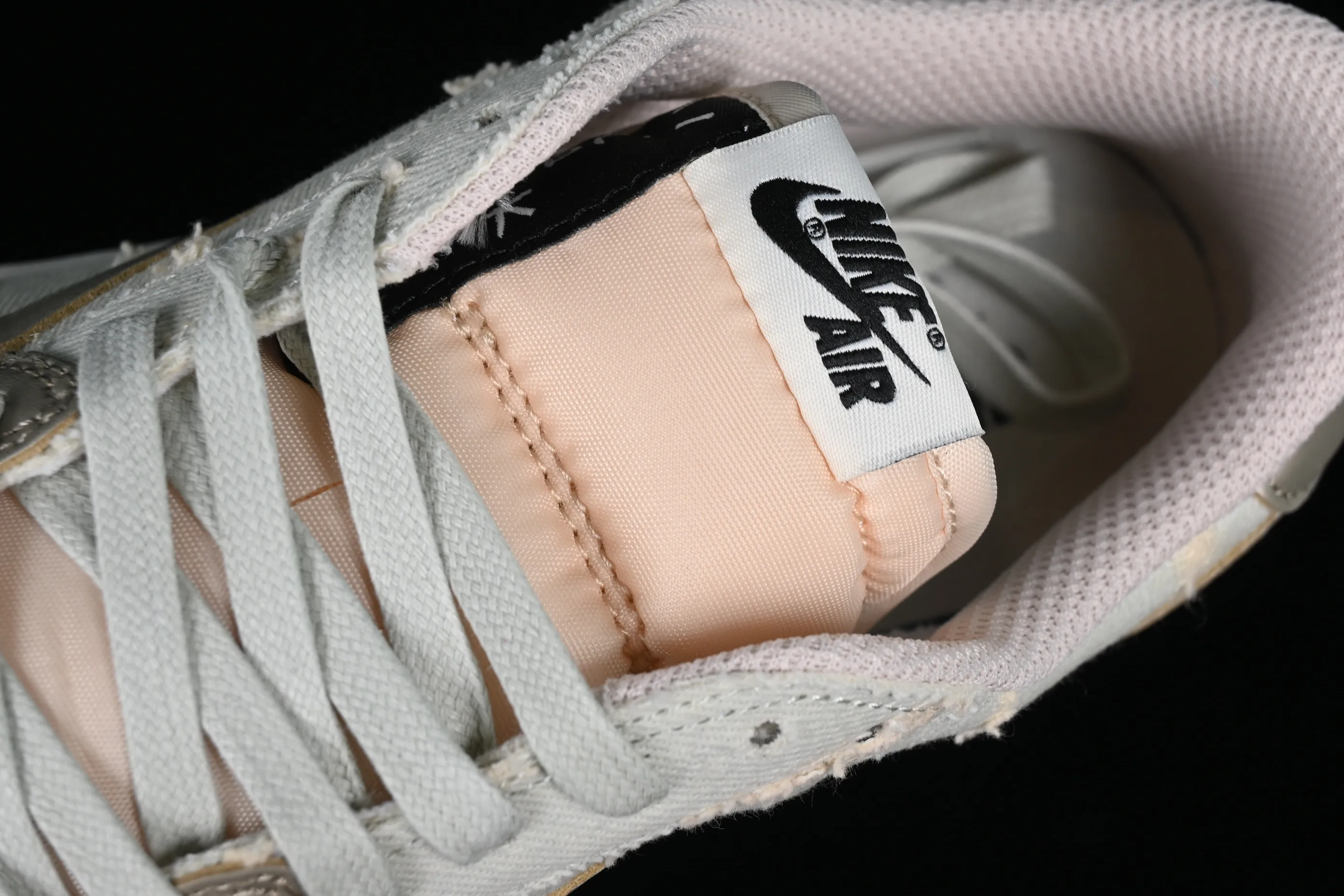 All categories Air Jordan Jordan series basketball shoes Air Jordan 1 Low Travis Scott x Air Jordan 1 Low OG AJ1 Joe 1 joint overhead hook DM7866-815